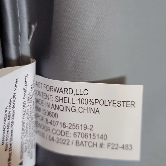 NWOT Rainbow 🌈 High Dolls Insulated Lunchbag - Picture 5 of 10